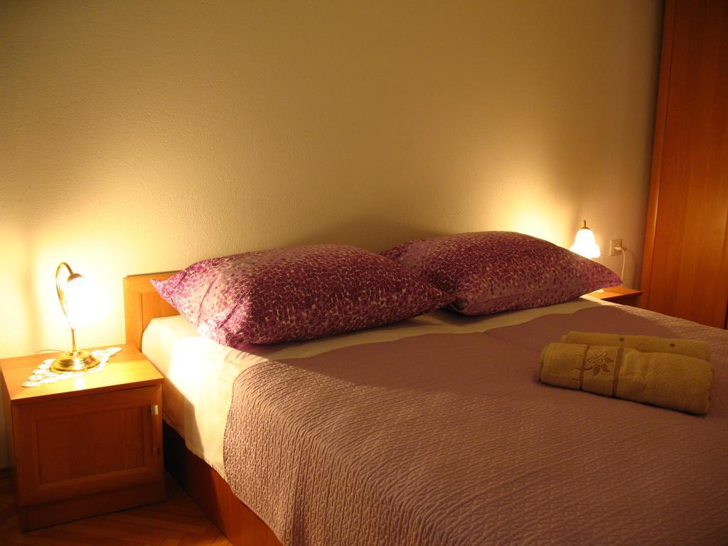 Apartments Culav Makarska Szoba fotó